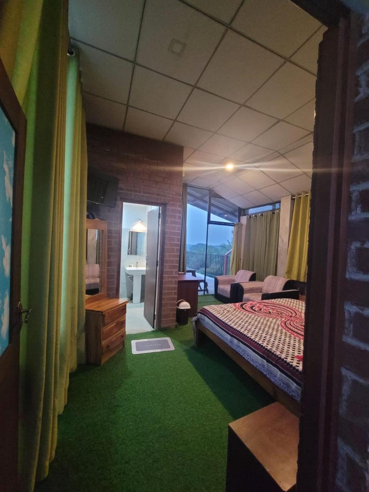 Ciel Star Anuradhapura Otel Dış mekan fotoğraf