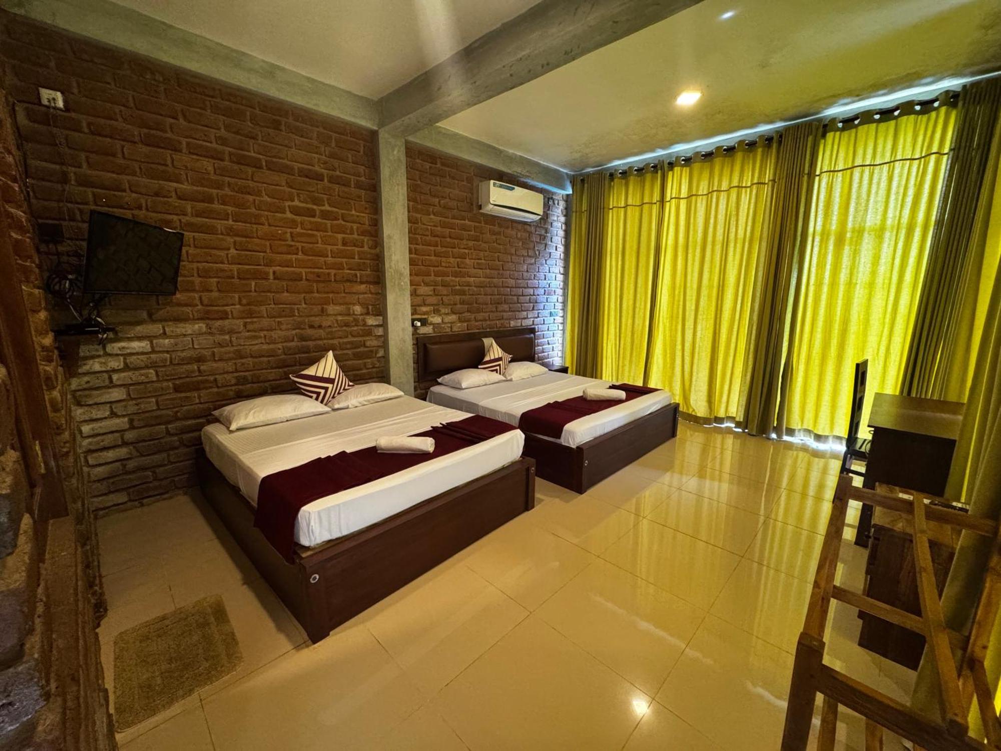 Ciel Star Anuradhapura Otel Dış mekan fotoğraf